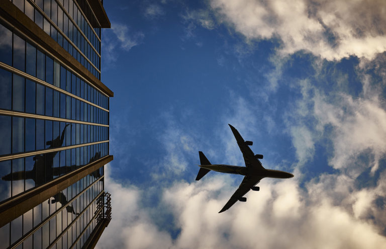 https://static.pexels.com/photos/9482/plane.jpg