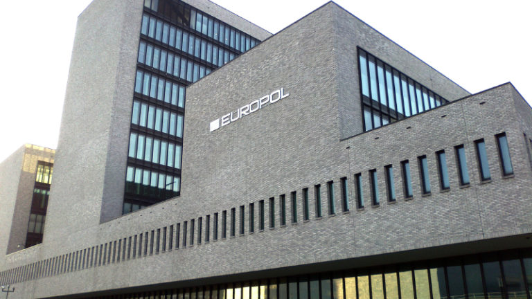 https://upload.wikimedia.org/wikipedia/commons/0/0b/Europol_building%2C_The_Hague%2C_the_Netherlands_-_931.jpg