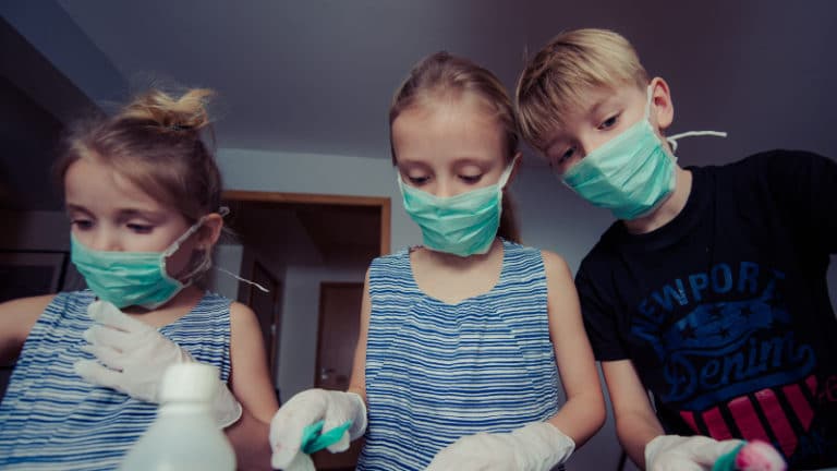 https://images.pexels.com/photos/695963/pexels-photo-695963.jpeg?cs=srgb&dl=three-children-wearing-face-masks-695963.jpg&fm=jpg