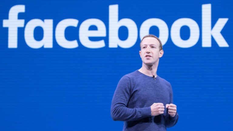 https://upload.wikimedia.org/wikipedia/commons/3/3d/Mark_Zuckerberg_F8_2018_Keynote_%2841793468182%29.jpg