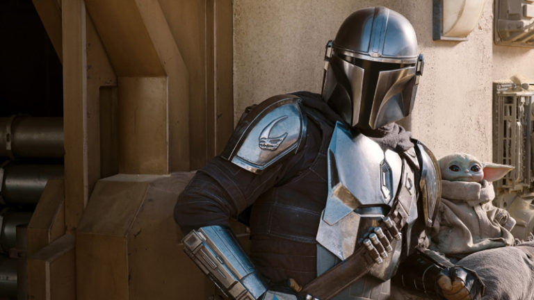 https://lumiere-a.akamaihd.net/v1/images/g_themandalorian_mandoandchild_20067_f61febd8.jpeg?region=1%2C0%2C1298%2C730