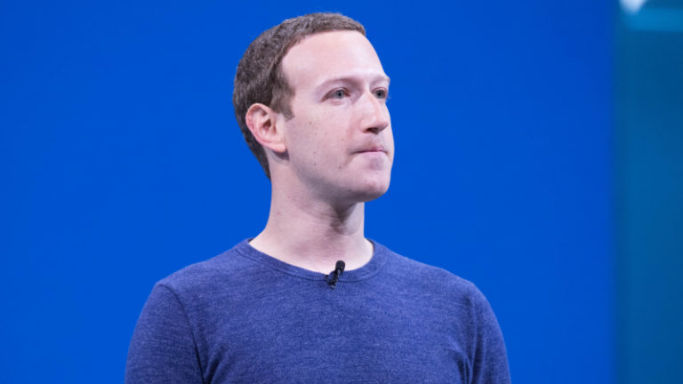 https://upload.wikimedia.org/wikipedia/commons/d/df/Mark_Zuckerberg_F8_2018_Keynote_%2841118893354%29.jpg