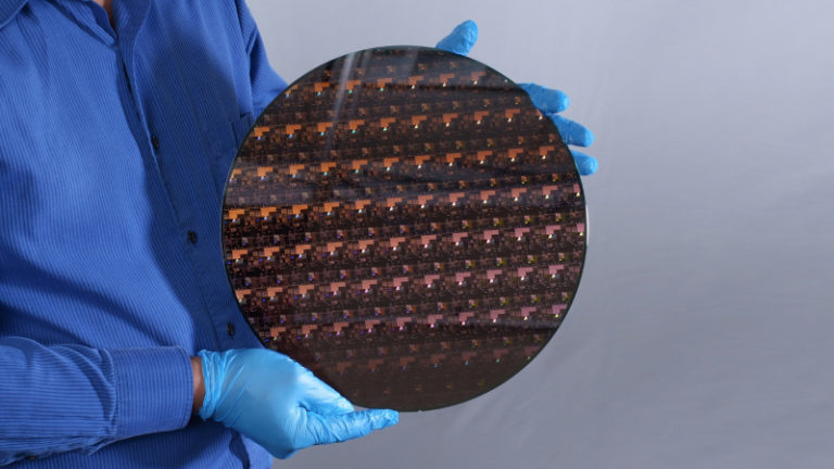 https://mma.prnewswire.com/media/1504372/IBM_Research_2_nm_Wafer.jpg?w=2700