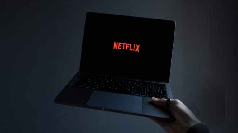 https://images.unsplash.com/photo-1588546506381-74592e9b8a2d?ixid=MnwxMjA3fDB8MHxwaG90by1wYWdlfHx8fGVufDB8fHx8&ixlib=rb-1.2.1&auto=format&fit=crop&w=687&q=80