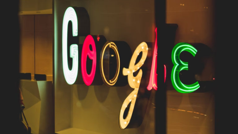 https://images.unsplash.com/photo-1511296265581-c2450046447d?ixlib=rb-1.2.1&ixid=MnwxMjA3fDB8MHxwaG90by1wYWdlfHx8fGVufDB8fHx8&auto=format&fit=crop&w=764&q=80