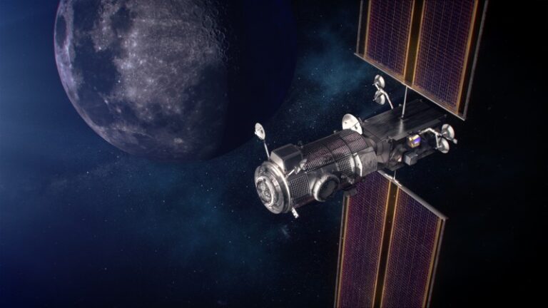 https://en.wikipedia.org/wiki/Lunar_Gateway#/media/File:GATEWAY_(Moon_Space_Station).jpg