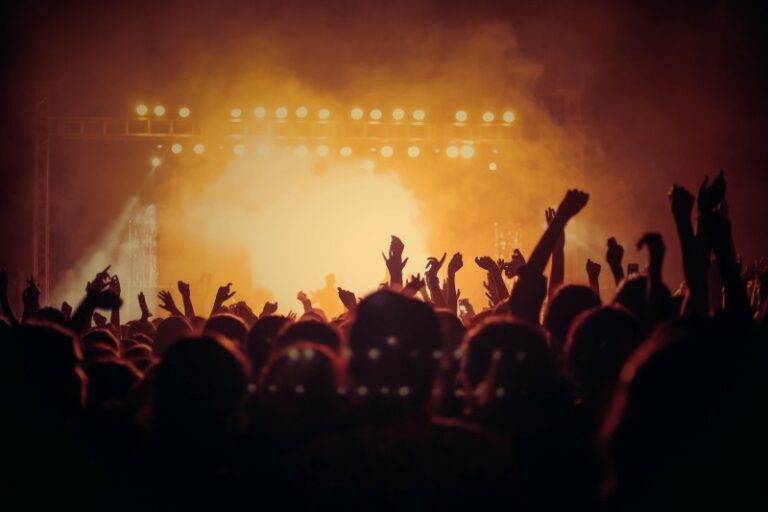 https://unsplash.com/photos/m1WZS5ye404