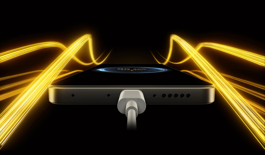 POCO X7 Pro detail na konektor nabíjení, kolem něj jsou žluté energetické vlny