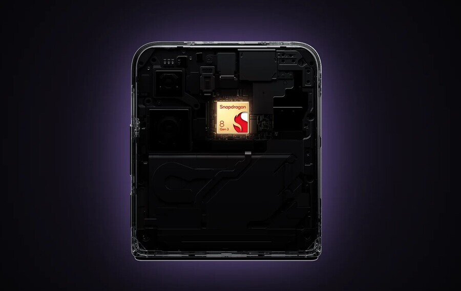 Xiaomi MIX Flip pohání procesor Snapdragon 8 Gen 3 postavený na 4nm procesu od TSMC, který zajišťuje plynulý chod, bleskové přepínání aplikací a bezproblémové hraní her.