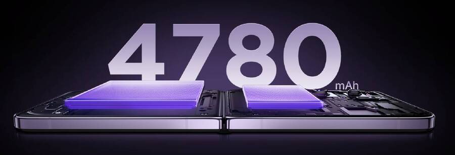 Xiaomi MIX Flip disponuje baterií o kapacitě 4 780 mAh, která podporuje rychlé 67W kabelové nabíjení, jež dokáže telefon dobít z nuly na sto za několik desítek minut.