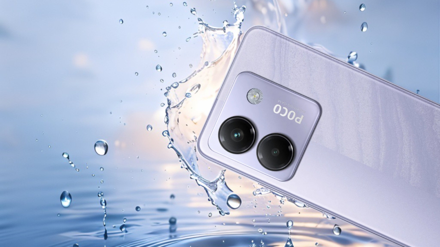 POCO M7 Pro ve fialové barvě v cákající vodě