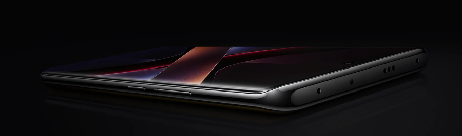 POCO X7 detail zaobleného displeje