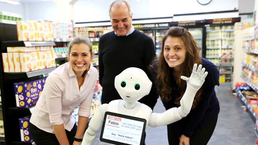 Robot Fabio s vedením supermarketu Margiotta ve skotském Edinburghu.