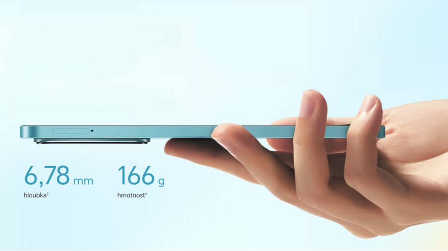 Tloušťka 6,78 mm a hmotnost 166 g HONOR 200 Lite v ruce pro zdůraznění lehkého designu.