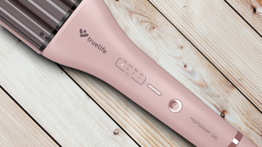 Detail na rukojeť trojkulmy TrueLife HairWaver W6, kde je vidět zapínání a diody se 4 teplotami 160°- 210°.