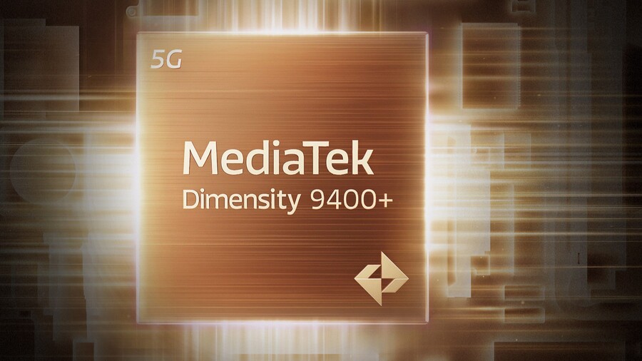 Detailní pohled na procesor MediaTek Dimensity 9400+ s logem 5G v bronzovém provedení.