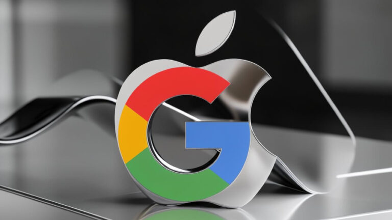 Detailní záběr na lesklé kovové logo Apple s chromovým povrchem, uvnitř kterého je zakomponované barevné písmeno G. Tento spojený symbol vyjadřuje novou technologickou spolupráci, kterou značky Apple a Google nedávno oficiálně oznámily celému světu.