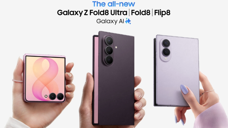 Oficiální reklamní grafika představující novou řadu zařízení Galaxy AI s modely Galaxy Z Flip8, Galaxy Z Fold8 Ultra a Galaxy Z Fold8 v rukou uživatelů.