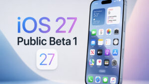 Render iPhonu zobrazující domovskou obrazovku s widgety vedle výrazného nápisu iOS 27 Public Beta 1.