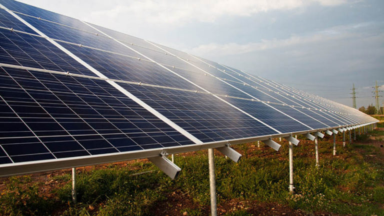 http://www.publicdomainpictures.net/pictures/20000/velka/photovoltaic-power-plant-871290688251zay.jpg